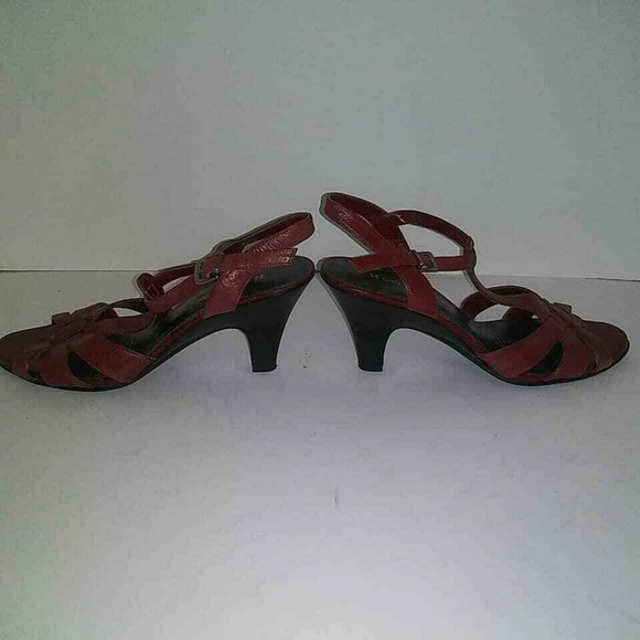 Naturalizer Heels Academy Red Leather Sandles - Picture 6 of 8